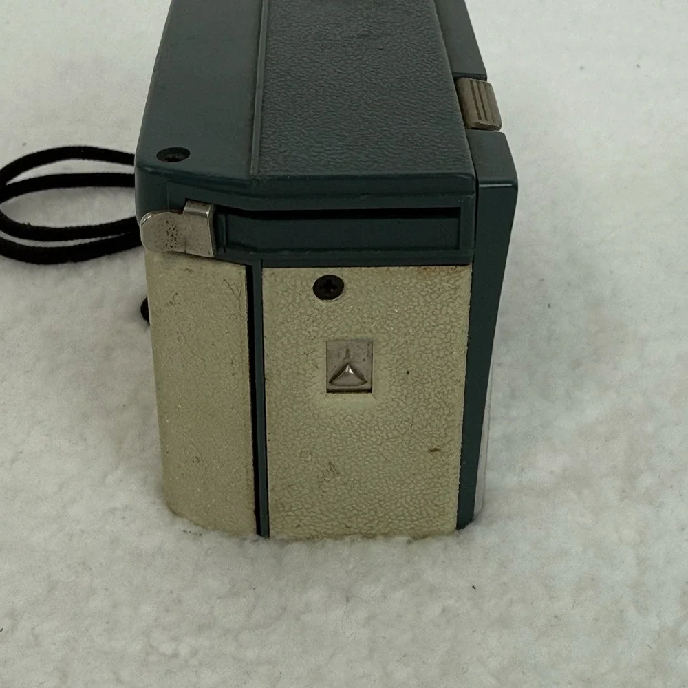 Vintage Kodak 1960's Hawkeye Instamatic Camera Untested Prop Art Deco